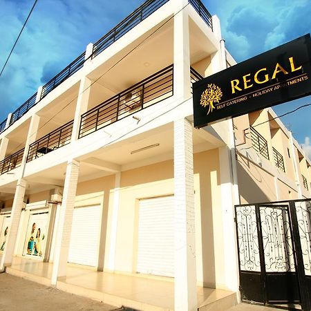 Regal Apartments Kololi Exterior foto